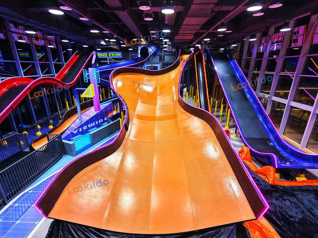 Giant slide parks — Controlled launch and landing areas